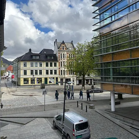 Leilighet Beautiful 2 Bedroom In Sentrum *
