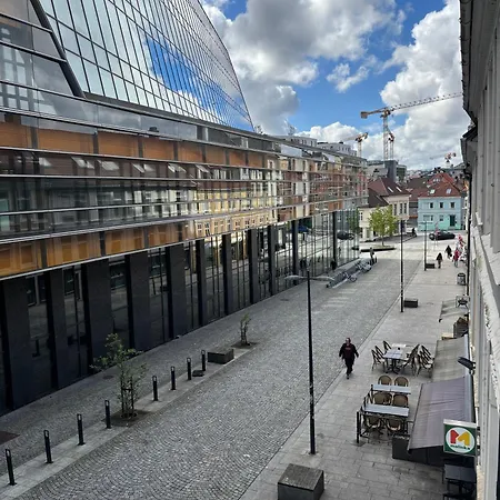 Beautiful 2 Bedroom In Sentrum Leilighet Bergen